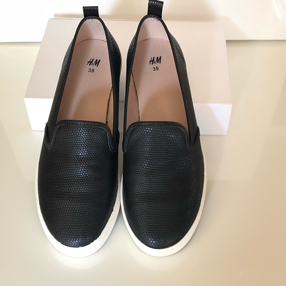 H&M Shoes - H&M | Black Slip On Shoes